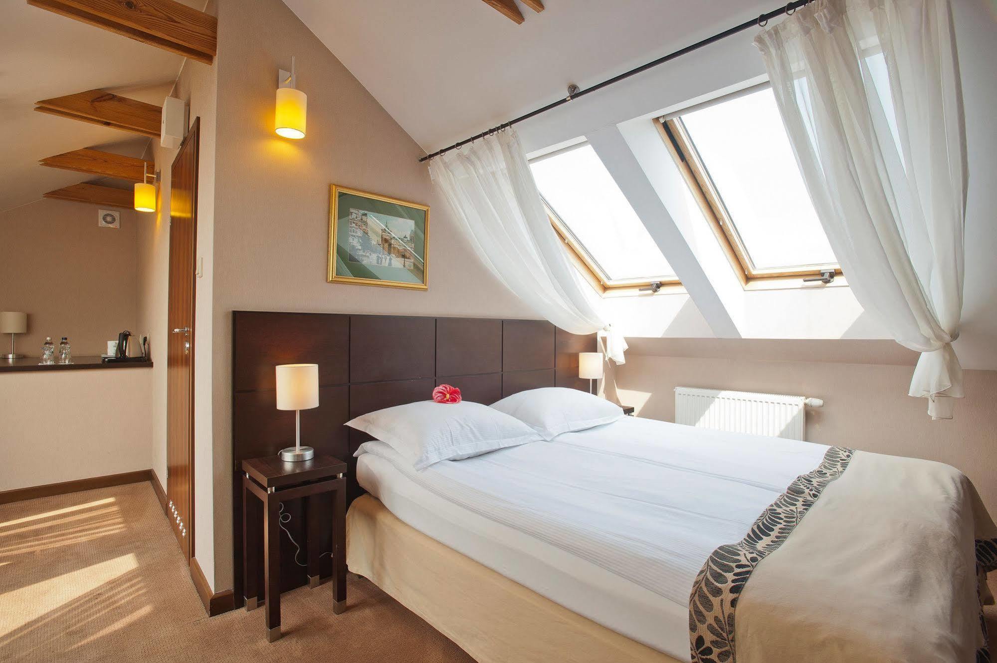 Hotel Bonum Old Town غدانسك الغرفة الصورة